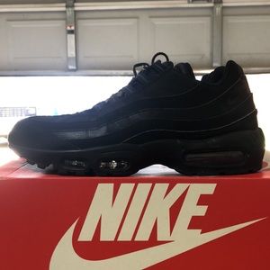 Nike Air Max 95 Triple Black Size 9